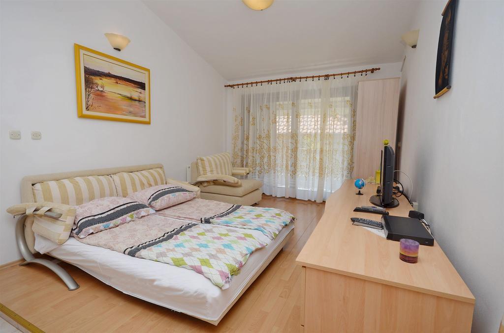 Apartments Miroslava Vodice Zewnętrze zdjęcie